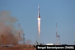 Старт пилотируемого космического корабля «Союз МС-19» со стартовой площадки космодрома Байконур, 5 октября 2021 года