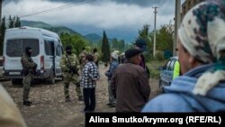 Обыск в доме крымского татарина Юсуфа Тороза, 8 мая 2017 года