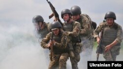 Навчання українських військових на Яворівському полігоні, 4 червня 2016 року