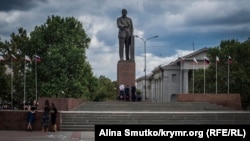 Памятник Ленину в Симферополе